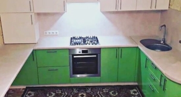 Фото П-образной кухни из МДФ на заказ в Краснодаре